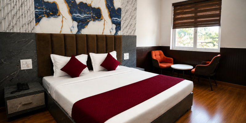 hotel in dehra | Jaswal Luxury Hotel near Central University