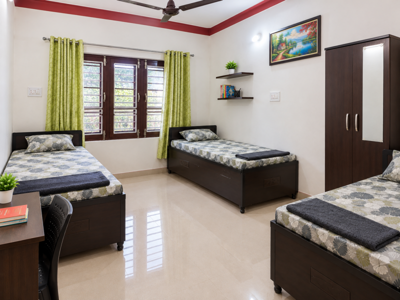 Parmar PG, Matour Chowk, Kangra | Near Govt. & Saran College
