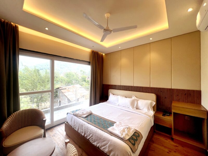 Shrithik Regency Super Deluxe Room Jawalamukhi